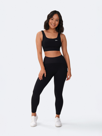 7/8 High-Waisted Leggings in Black